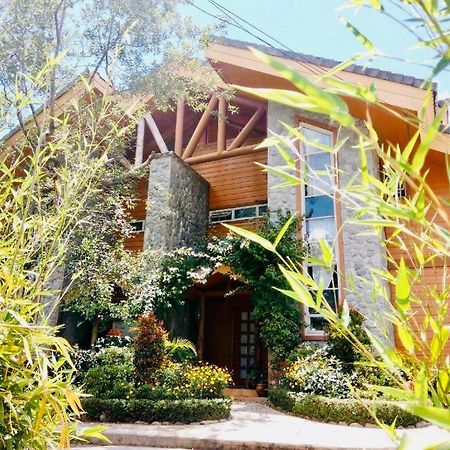 Forest Log Cabin At Camp John Hay Baguio City Esterno foto