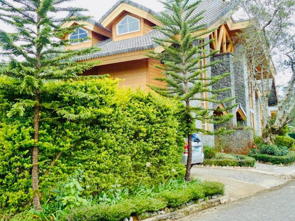 Forest Log Cabin At Camp John Hay Baguio City Esterno foto